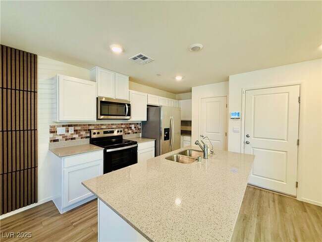 Building Photo - 2562 Blue Passion Ave
