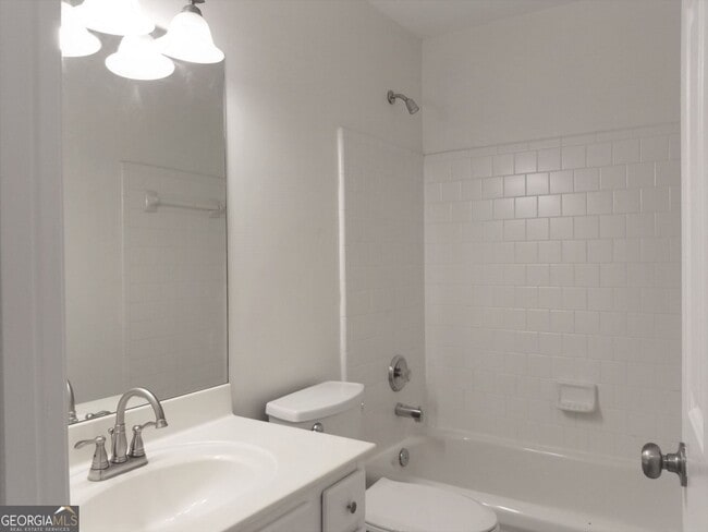 Building Photo - 500 Alstonefield Dr