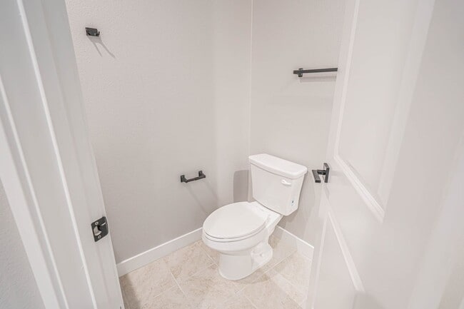 Building Photo - COMING SOON! New Construction  Walnut Place - 4 Bedroom Townhome for Rent in Gardena!