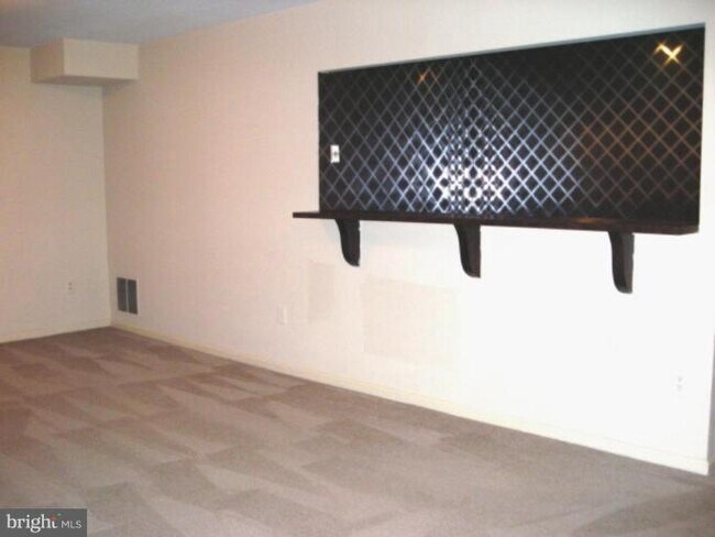 Building Photo - 9518 Hunt Square Ct