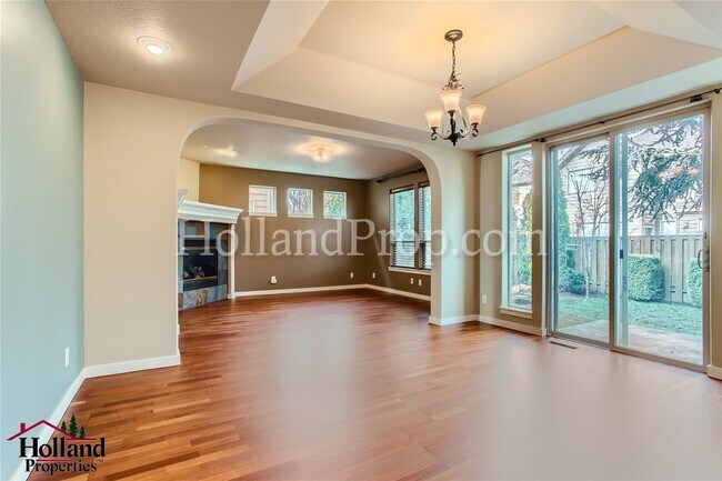 Building Photo - Stunning 3-Bedroom Home in Desirable Orenco Station Community!