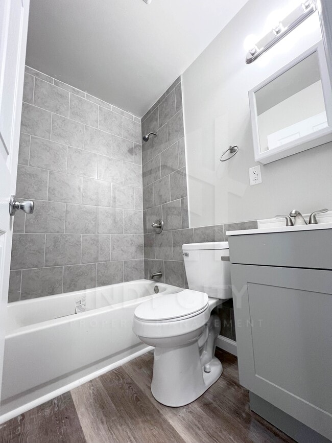 Building Photo - 2026 S State Ave