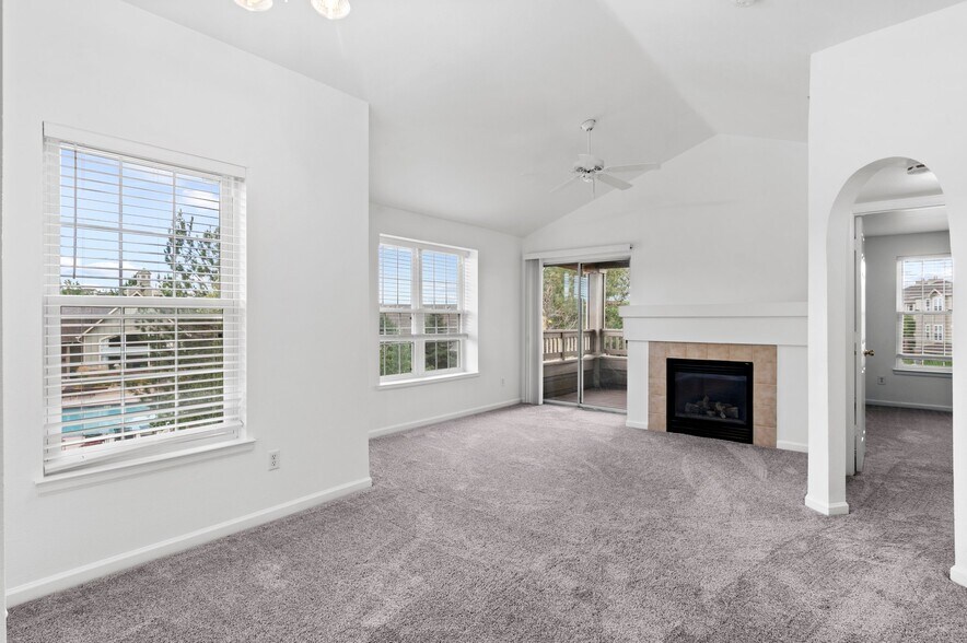 Building Photo - 12826 Ironstone Way