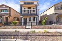 Building Photo - 14963 Pebble Hills Blvd