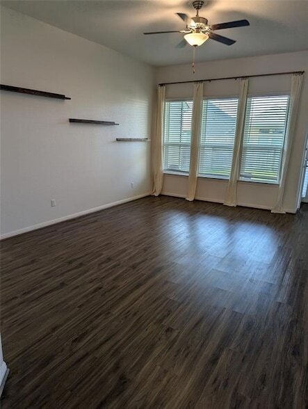 Building Photo - 124 Magdalene Way