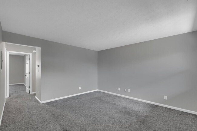 Building Photo - 421 Poplar Level Ct
