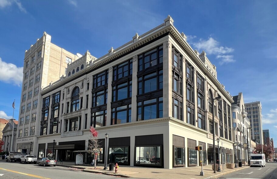 Building Photo - 409 Lackawanna Ave