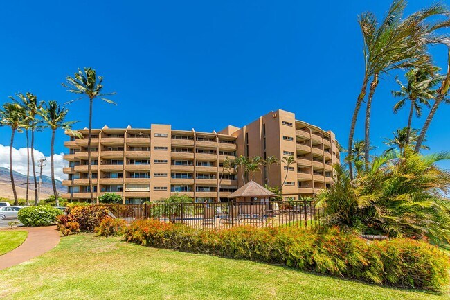 Building Photo - 150 Hauoli St