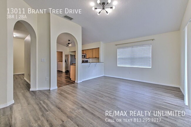 Building Photo - 13011 Brant Tree Dr