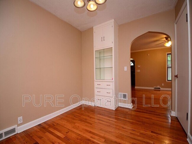 Building Photo - 2511 N 63 St