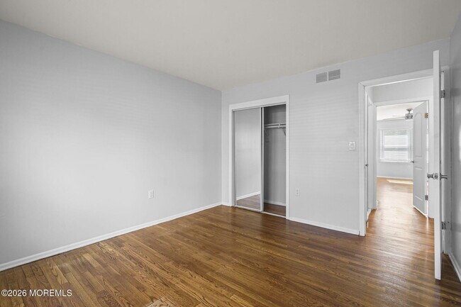 Building Photo - 6 Rockwell Cir