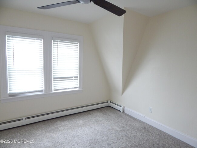 Building Photo - 90 Mt Hermon Way