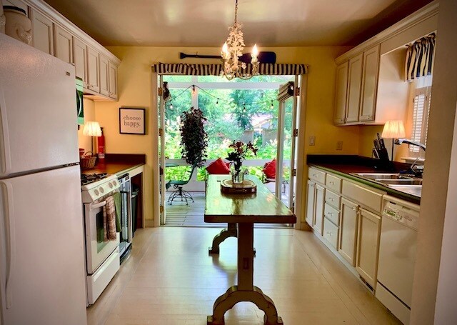 Building Photo - 12159 Spruce St