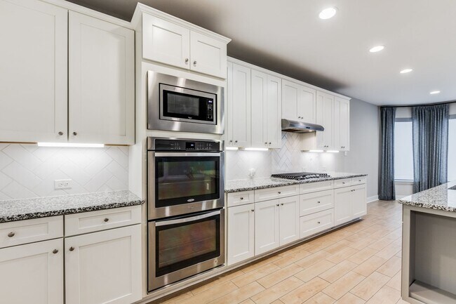 Building Photo - 4 Bedroom, 3.5 Bath Home in Frisco ISD for...