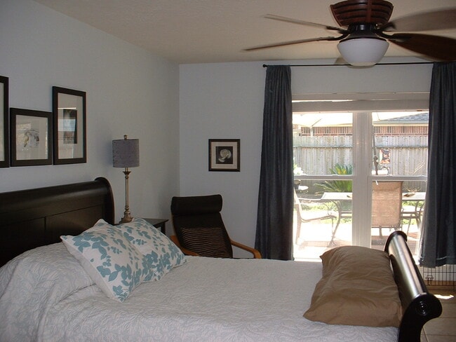 Building Photo - 2211 Dublin Dr