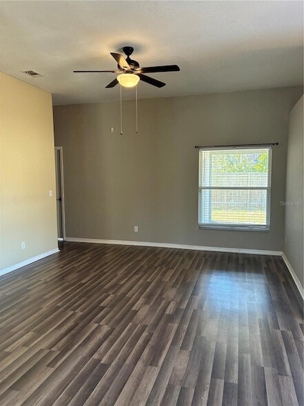 Building Photo - 5841 Dorham Pl