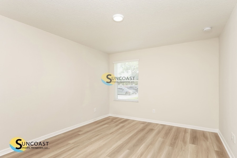 Building Photo - 11479 Oakfield Ct