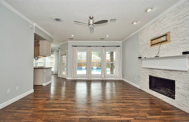 Building Photo - 12919 Bristol Berry Dr
