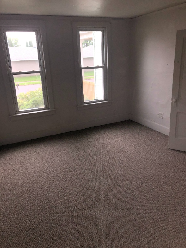 Building Photo - 1315 N 6th St