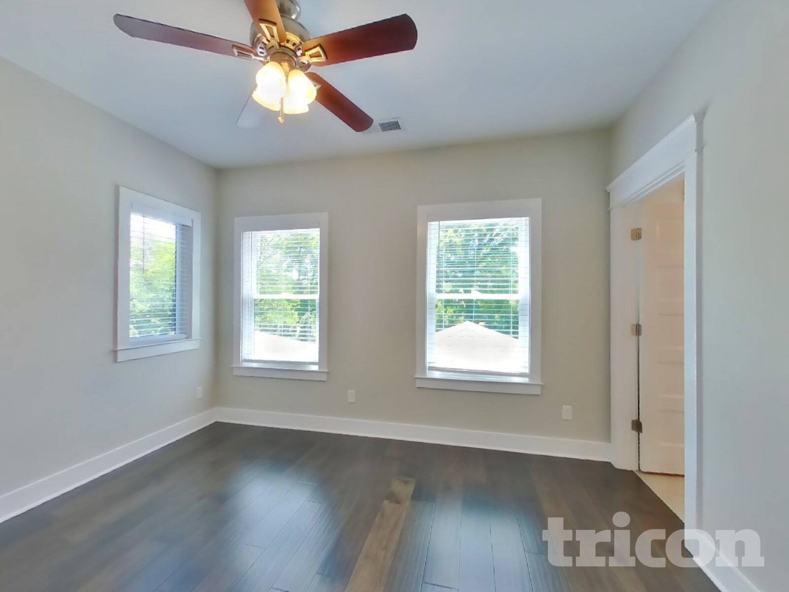 Building Photo - 1248 Hillwood Private Cove