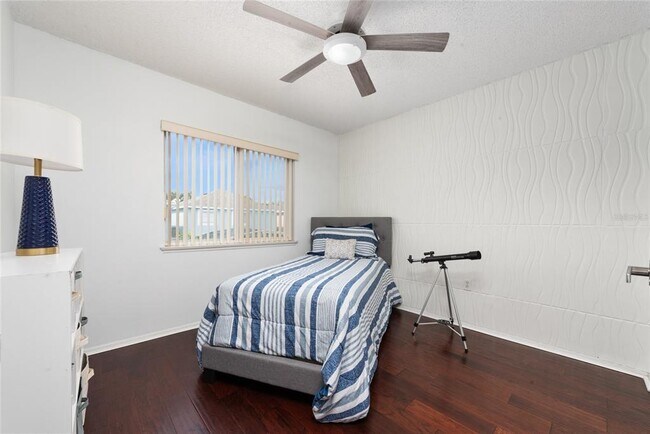 Building Photo - 1233 Sandbrook Dr