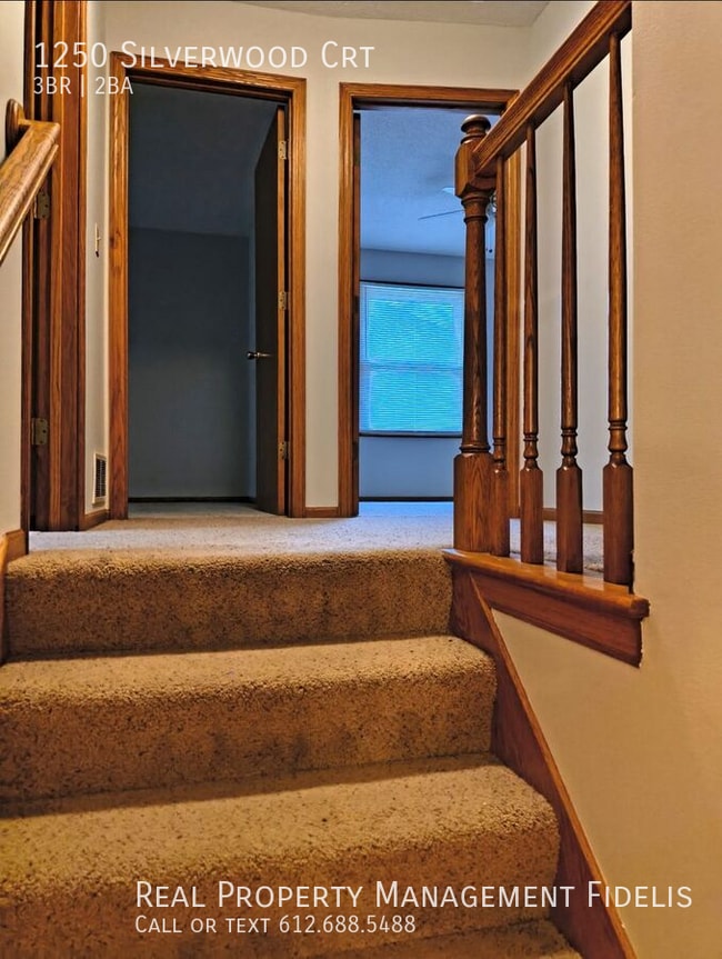 Building Photo - 1250 Silverwood Ct