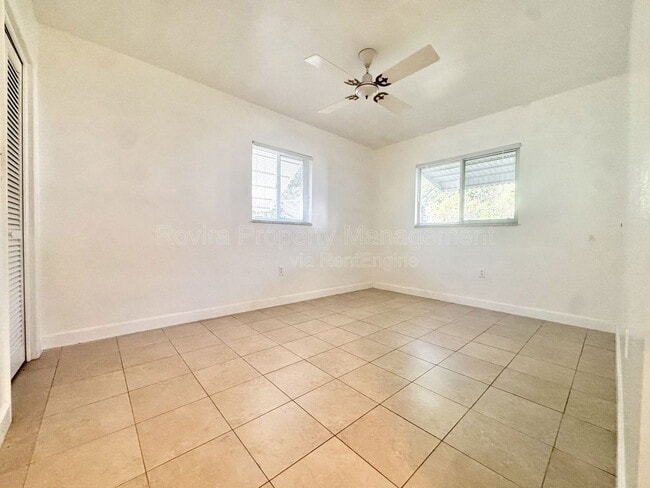 Building Photo - 408 New York Ave