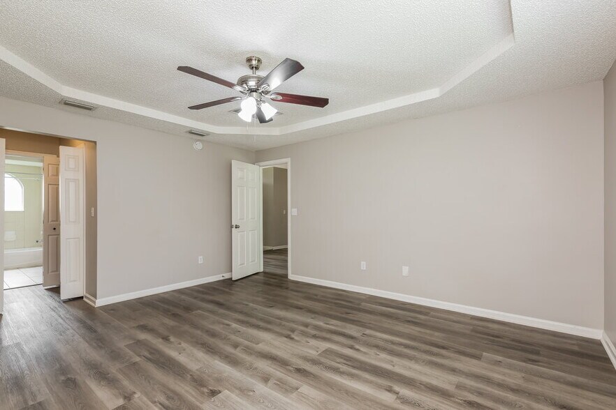 Building Photo - 1103 Summer Springs Drive