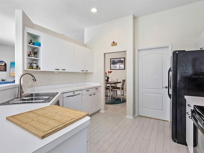 Building Photo - 2319 Falcon Trace Ln