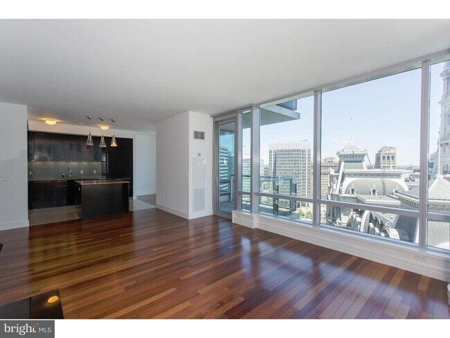 Building Photo - 1414 S Penn Square