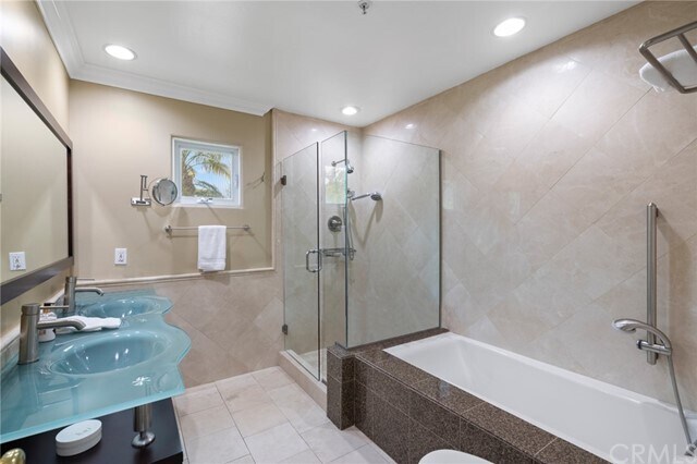 Building Photo - 401 Seaward Rd