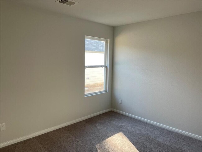 Building Photo - 15110 Sorrento Bay Cir