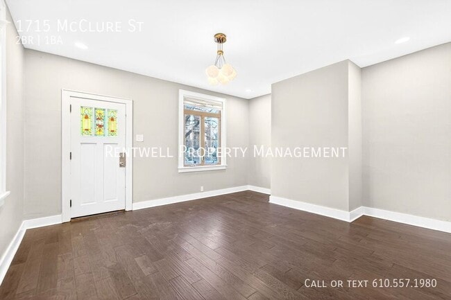 Building Photo - 1715 McClure St