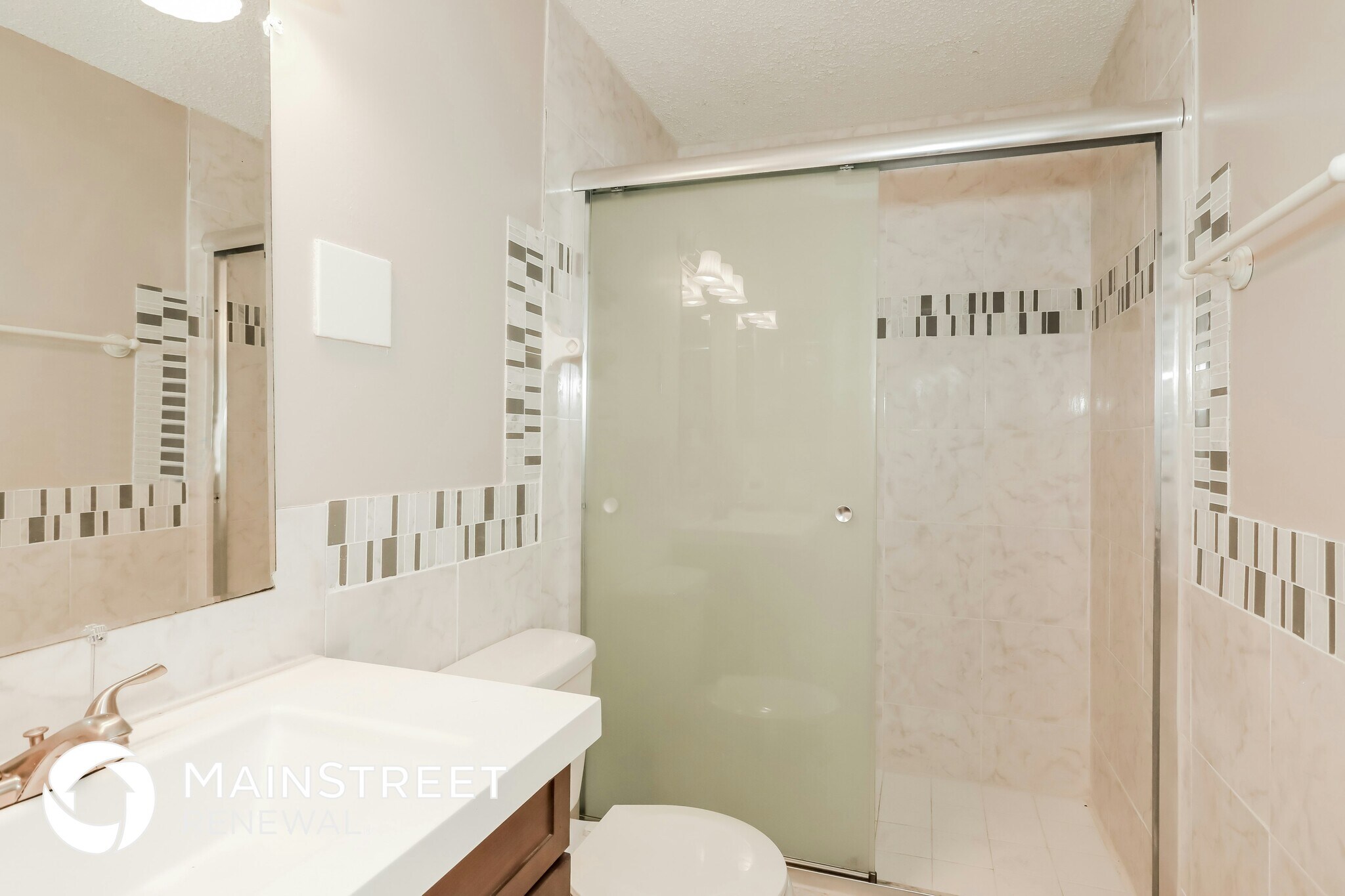 Building Photo - 1693 Susan Dr