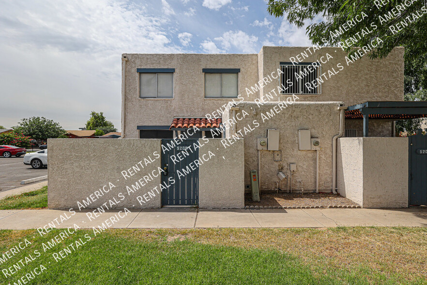 Building Photo - 5206 N 42nd Dr