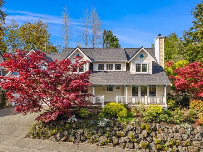Primary Photo - 756 NE Brookcliff Ln