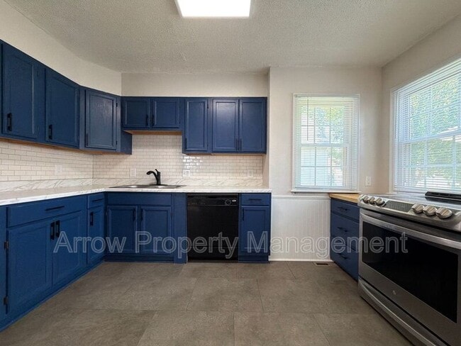 Building Photo - 3757 A St