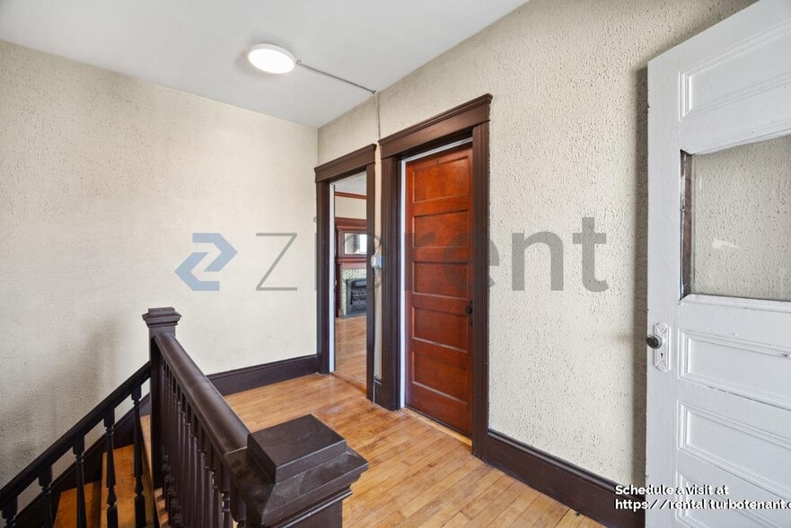 Building Photo - 82 Green Hill Pkwy