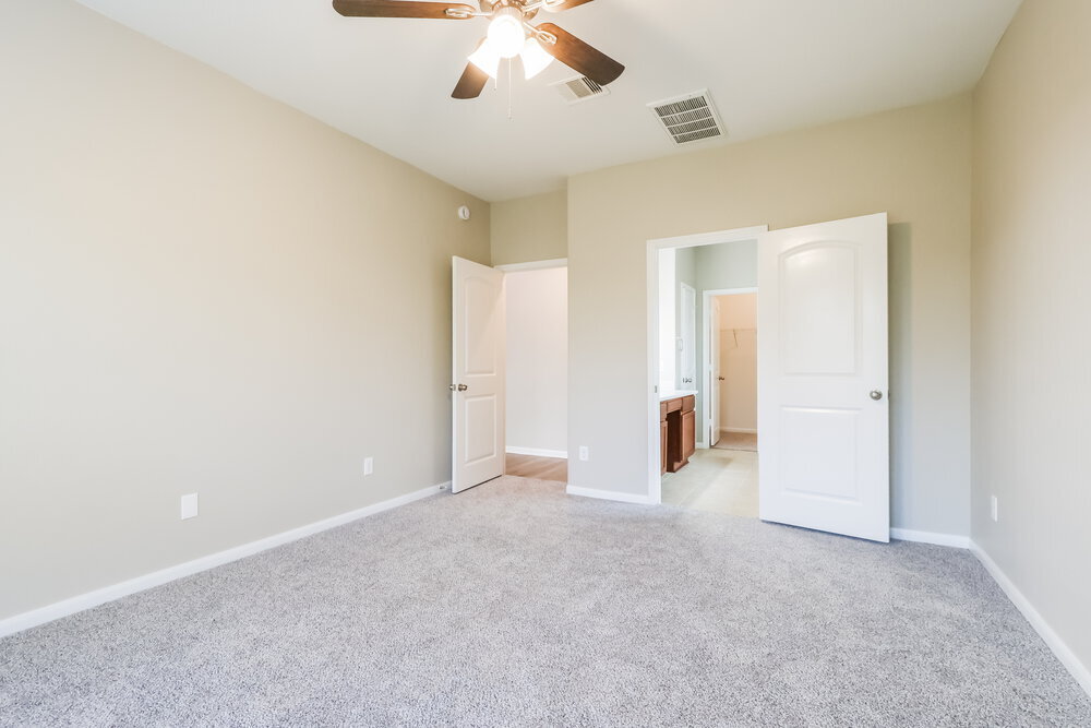 Building Photo - 3015 Rose Trace Dr