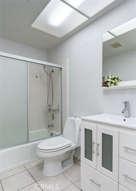 Building Photo - 11375 Harkers Ct