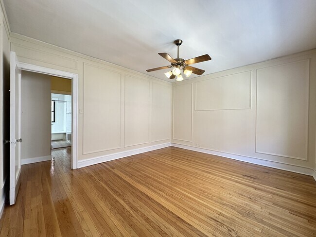 Building Photo - 1312 Oak Ave