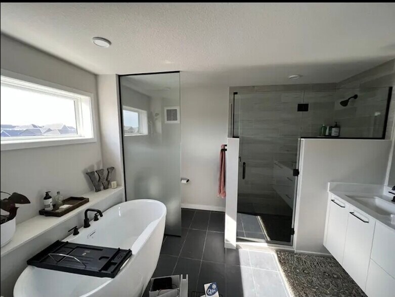 Building Photo - 5017 161st St W