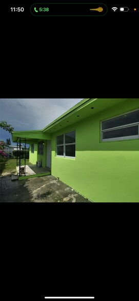 Building Photo - 1210 NW 57th St