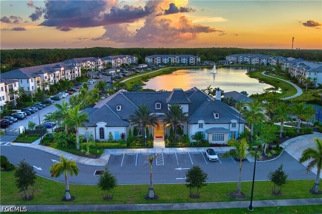 Building Photo - 12171 Treeline Ave