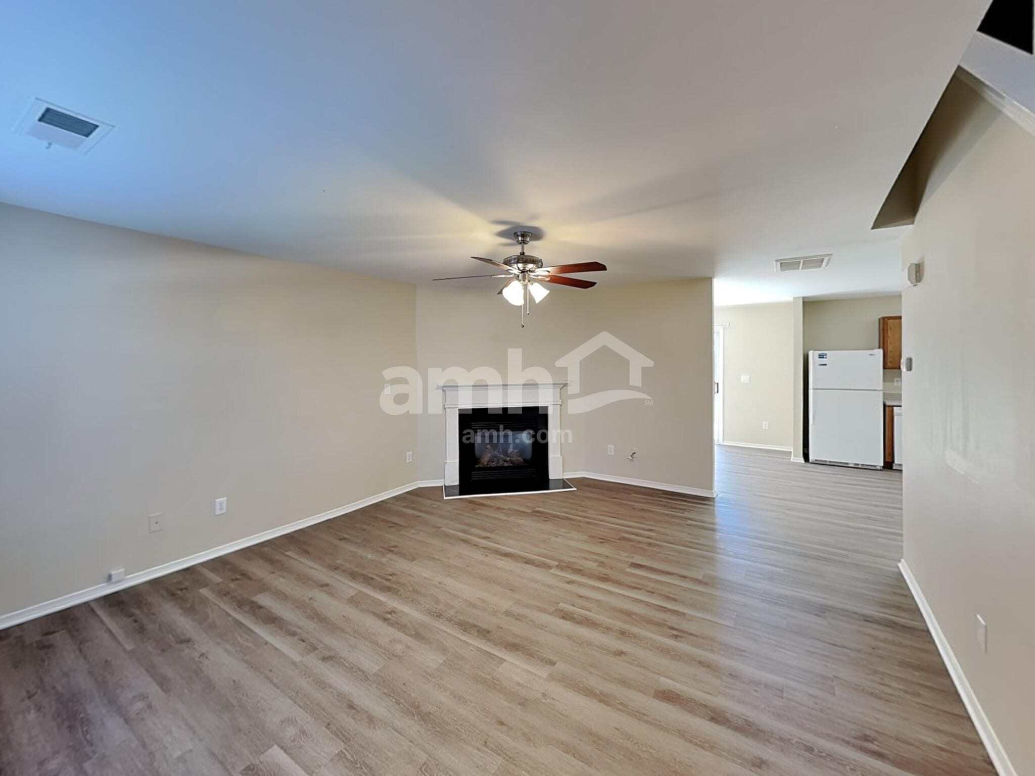 Building Photo - 5118 Valcourt Rd