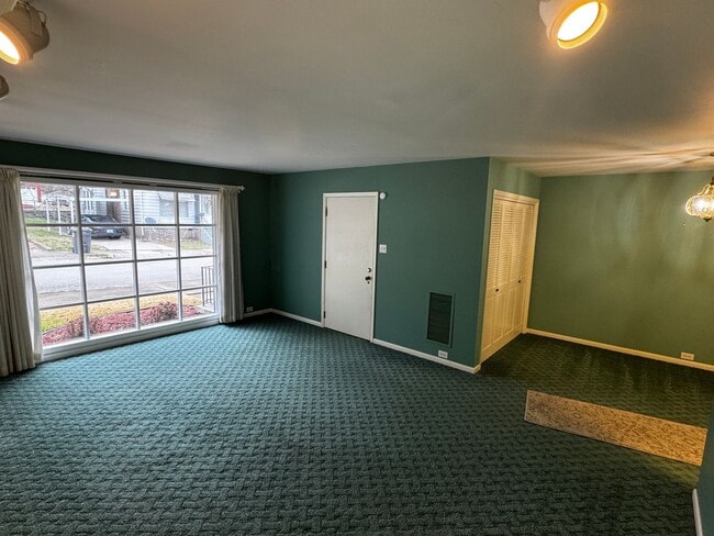 Building Photo - One Bedroom Apartment Downtown Corbin, KY