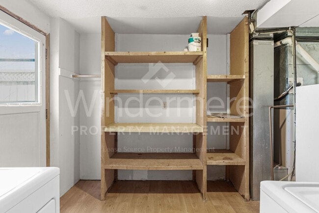 Building Photo - Charming 4-Bedroom Home – Where Comfort Meets Style