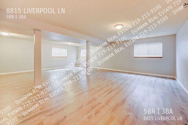 Building Photo - 8815 Liverpool Ln