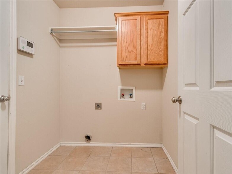 Building Photo - 528 Choctaw Gate Dr