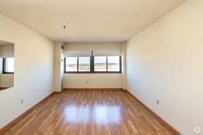 Building Photo - 95 Audubon Rd
